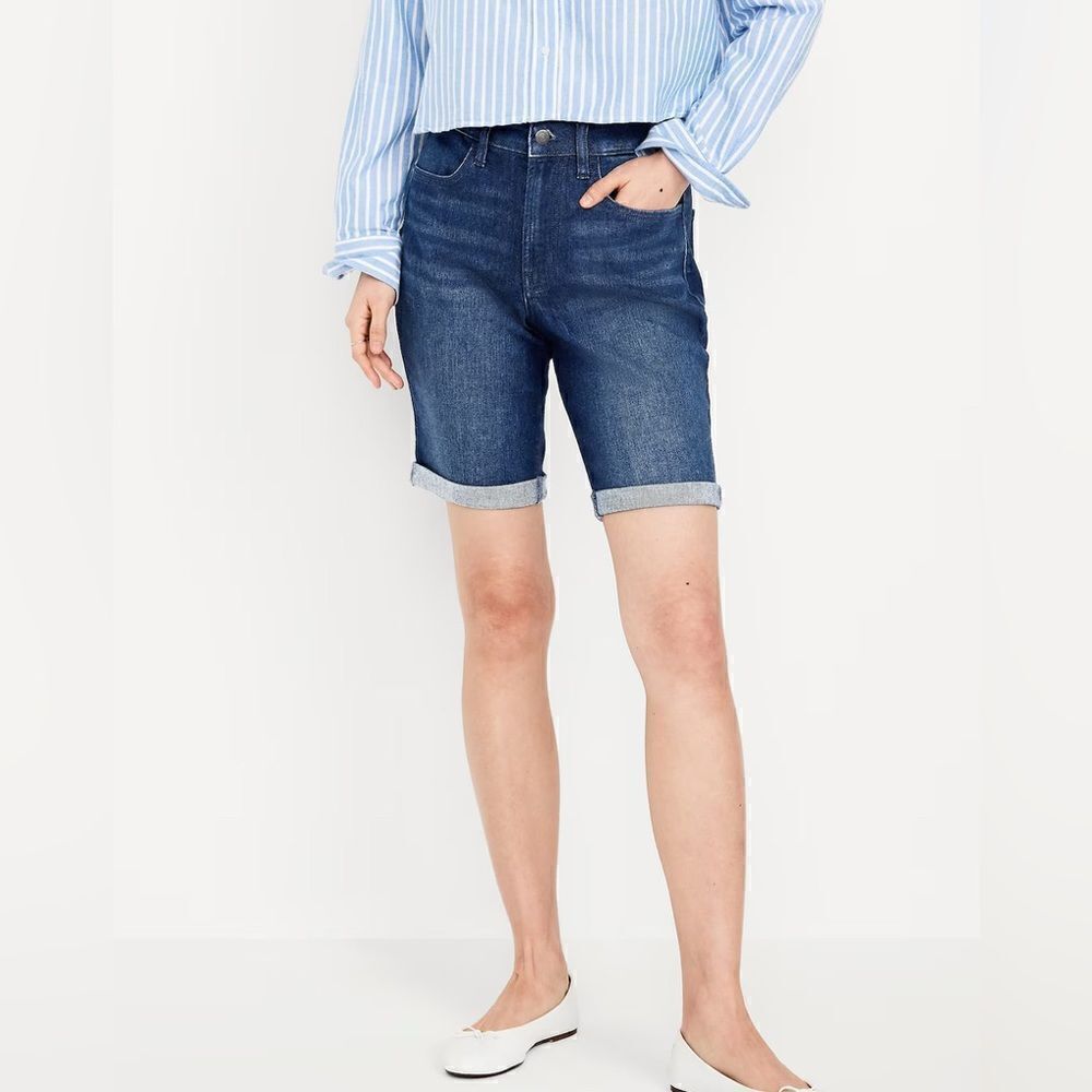 EUC Old Navy Women’s Bermudan Shorts 9”